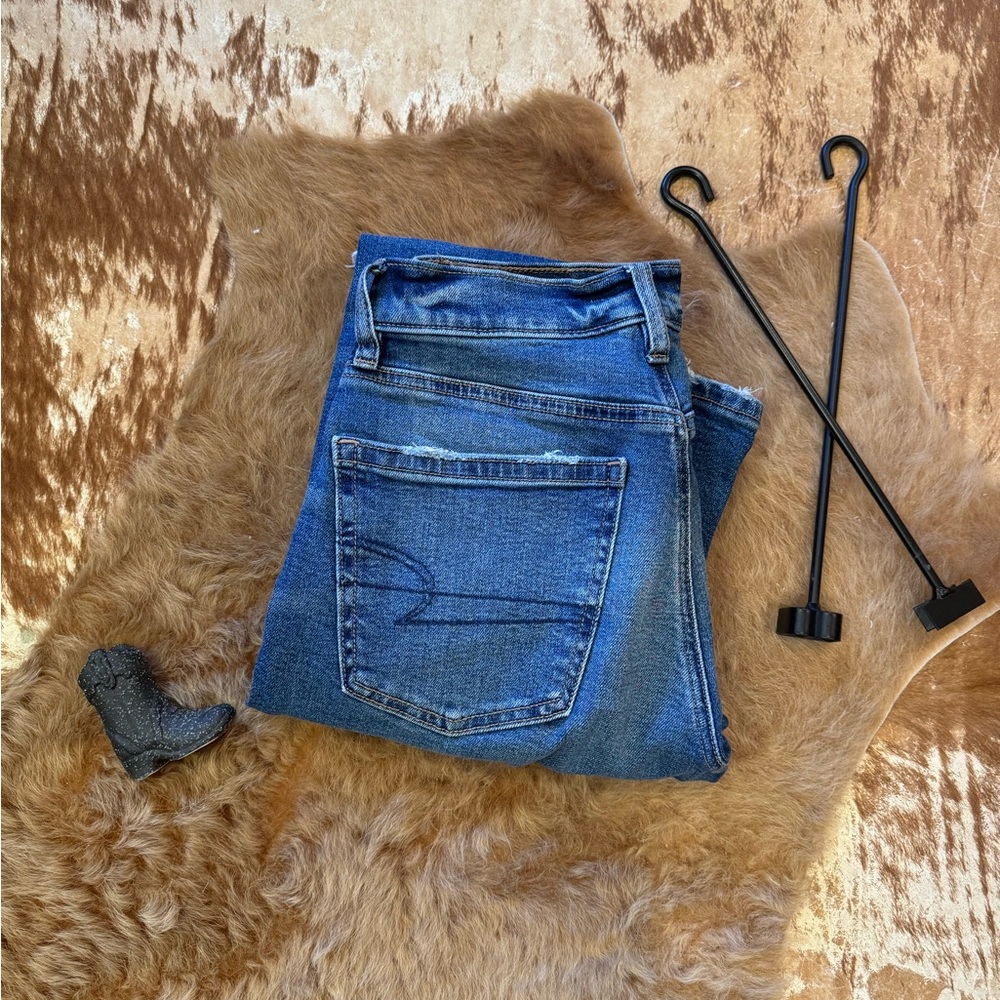 AE stretch ripped 90s bootcut jean